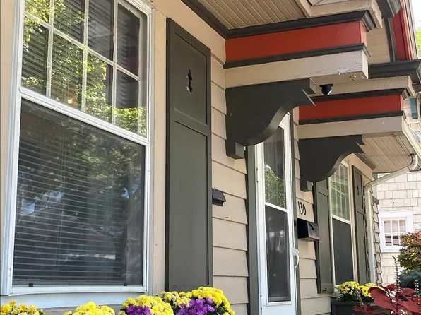 130 McKinnie Ave, Fort Wayne, IN 46806