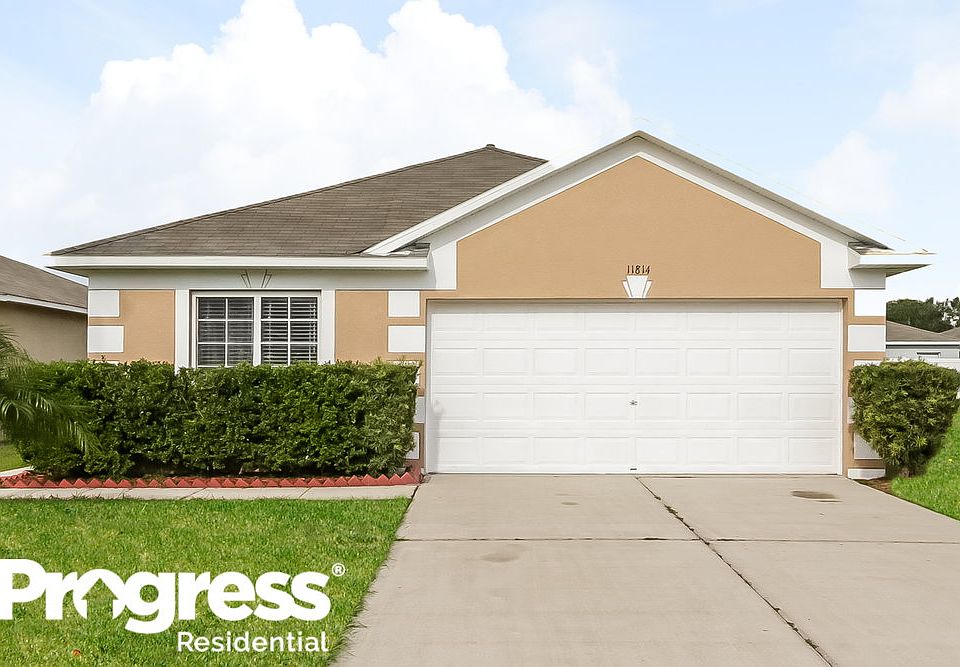1st image of 11814 Lynmoor Dr