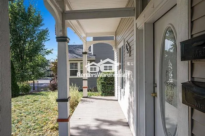 715 Sims Ave #1 — Photo 2