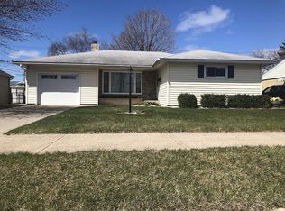 929 N 20th St, Escanaba, MI 49829