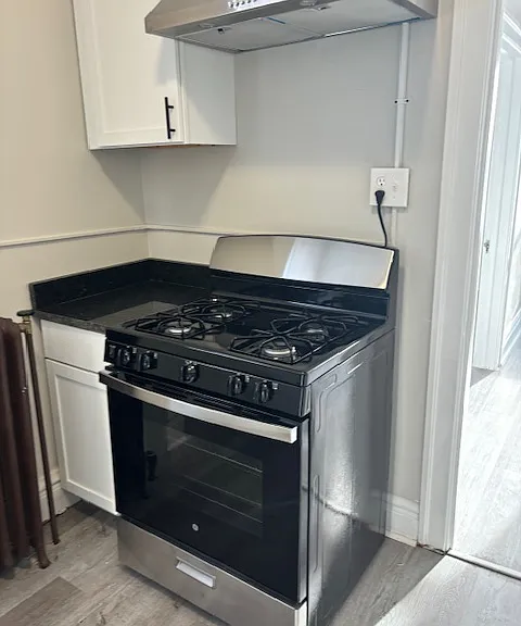 124 1/2 E Sibley St #35 — Photo 3