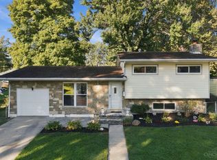 11391 Folkstone Dr, Cincinnati, OH 45240