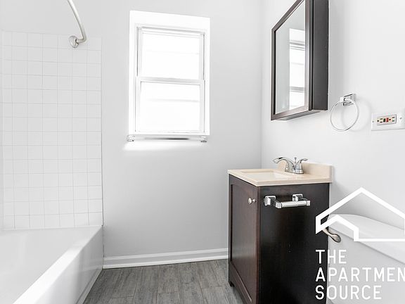 2nd image of 1629 N Humboldt Blvd