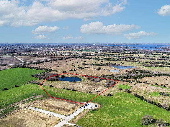 2nd image of Lone Tree Rd