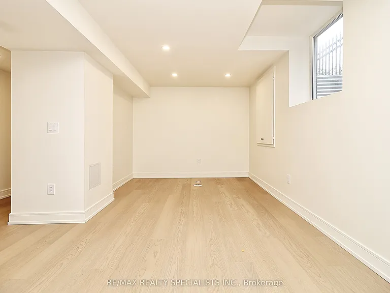 5815 Rainspring Dr — Photo 19