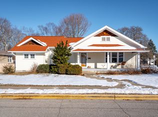 202 Noble St, Greenwood, IN 46142