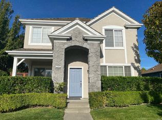 594 Versailles Ave, Fairfield, CA 94534