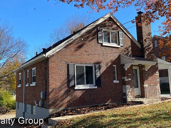 3rd image of 3240 Queen City Ave