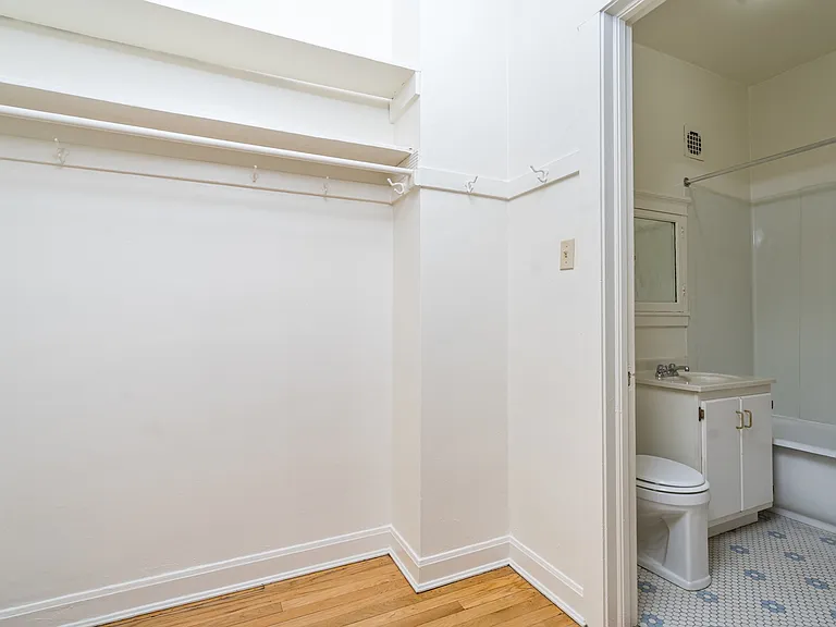 Ivanhoe Storage Space