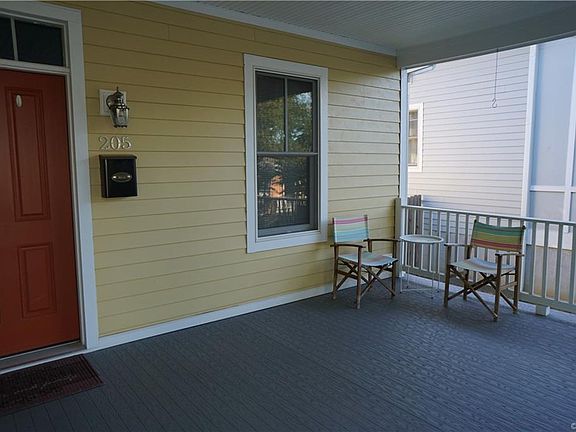 3rd image of 205 E 11th St