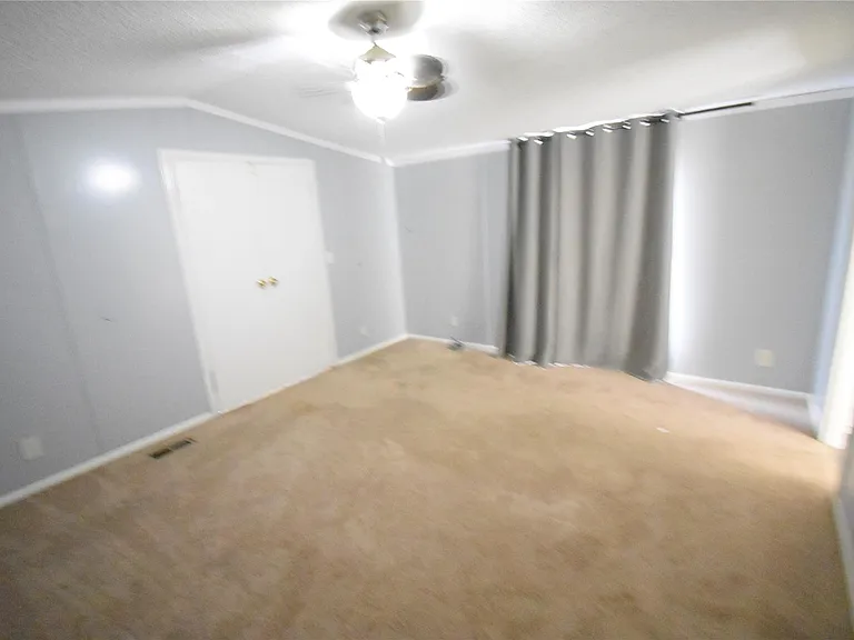 2 Lake View Ln — Photo 23