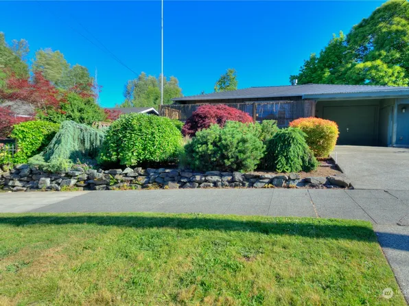 2809 SW Adams Street, Seattle, WA 98126