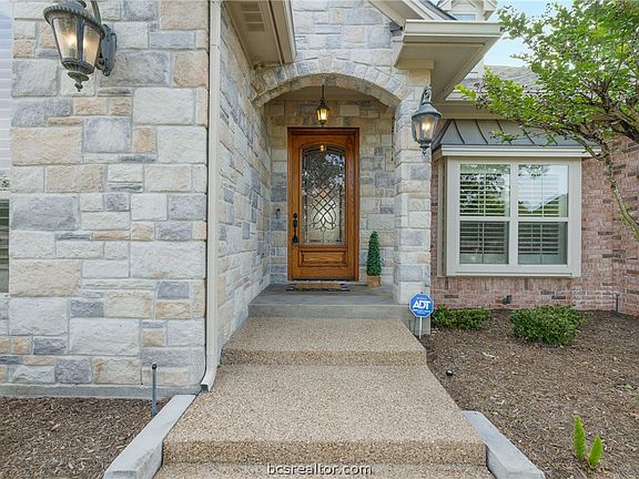 2nd image of 5305 Cascades Ct