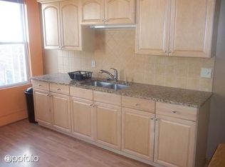 129 Pleasant St, Providence, RI 02906