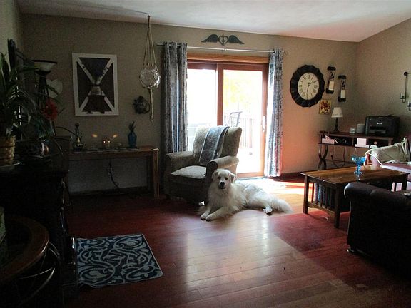 4th image of 6761 Saladino Dr