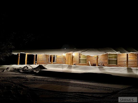 4th image of 3801 Whispering Pine Dr