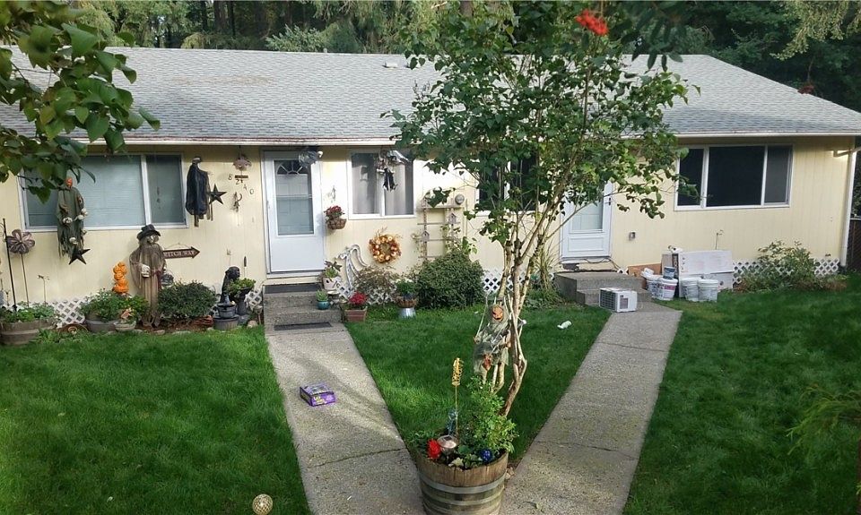 1st image of 8238 8240 59th Ave E