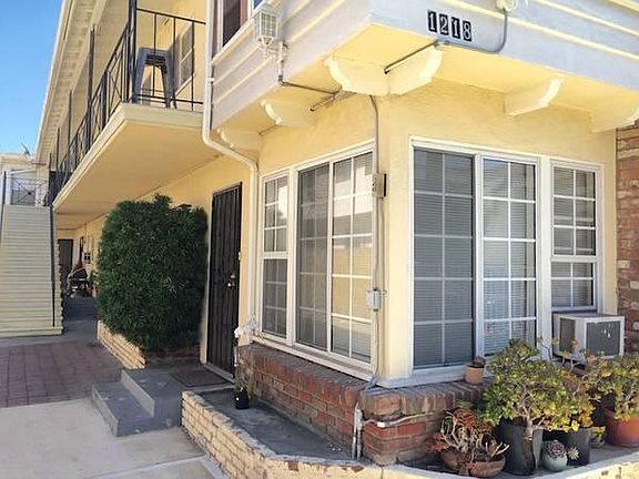 2nd image of 1218 N Mansfield Ave APT 8