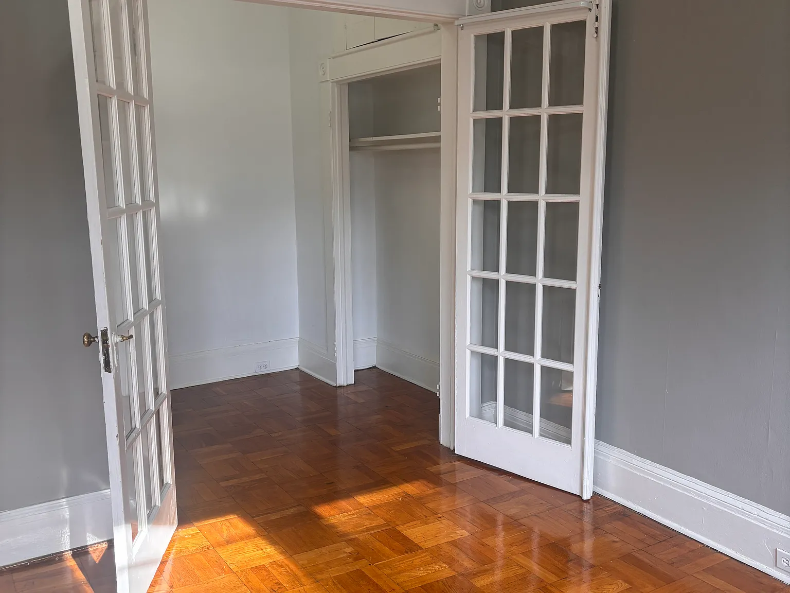 2 bed, 850 sqft, $1,595 — Photo 1