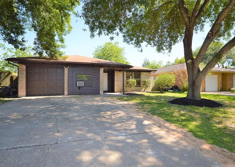 1st image of 1826 Flamingo Dr