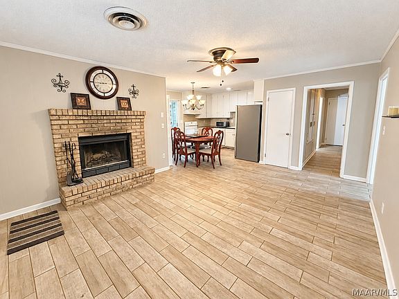 3rd image of 1240 Zephyr Hills Dr