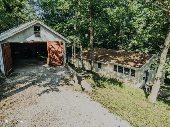 3085 Centerview Rough River Ln, Hudson, KY 40145