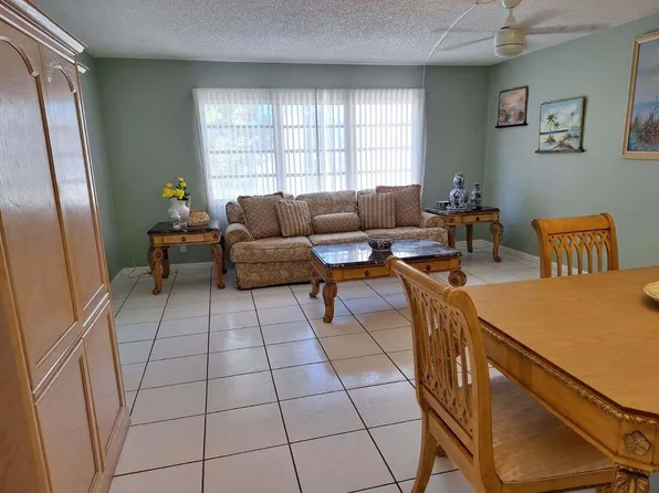 301 Cambridge Road #307, Hollywood, FL 33024