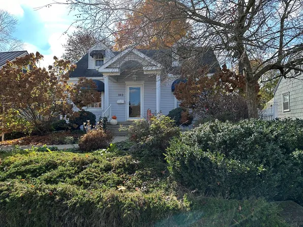 842 Forest Dr, Mansfield, OH 44905