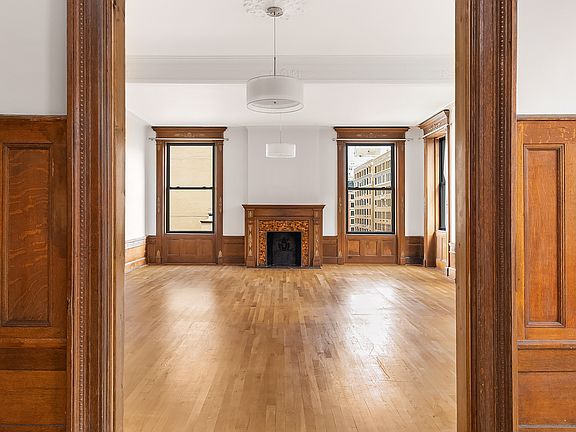 5th image of 26 E 81st St APT 7N