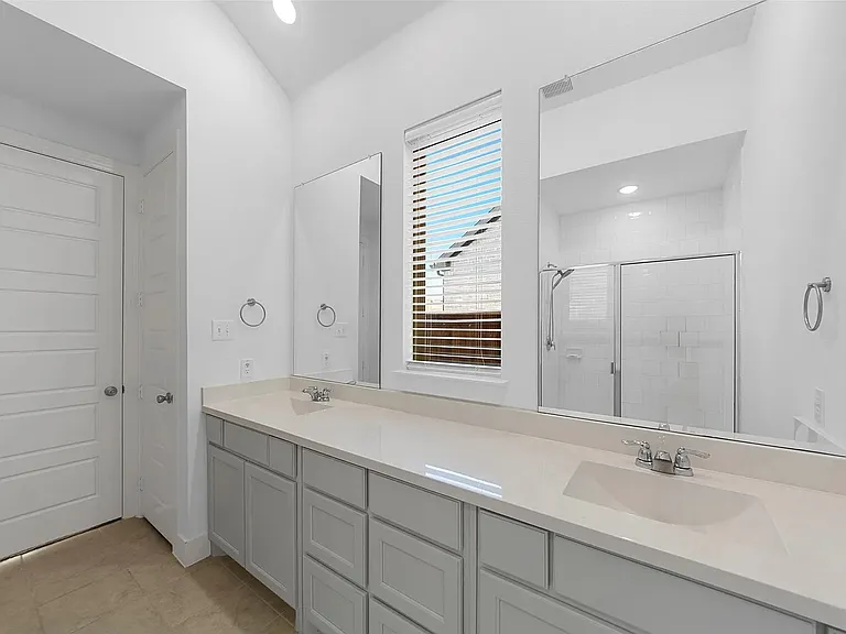 2025 Saint Andrews Dr — Photo 14
