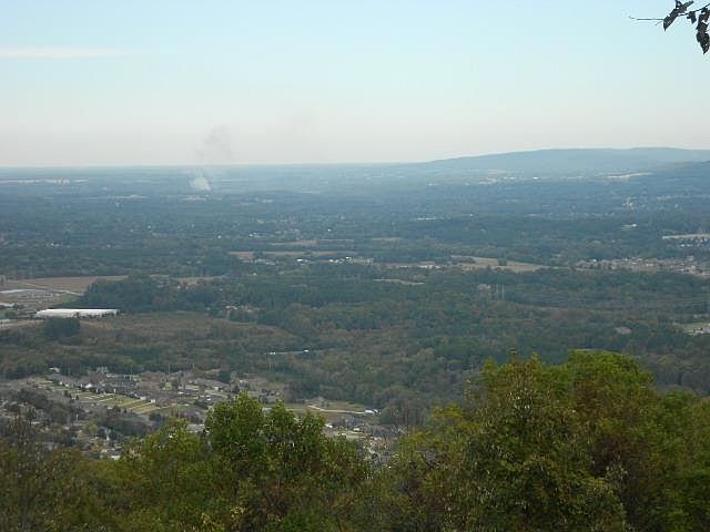 1st image of 3309 Lookout Dr SE