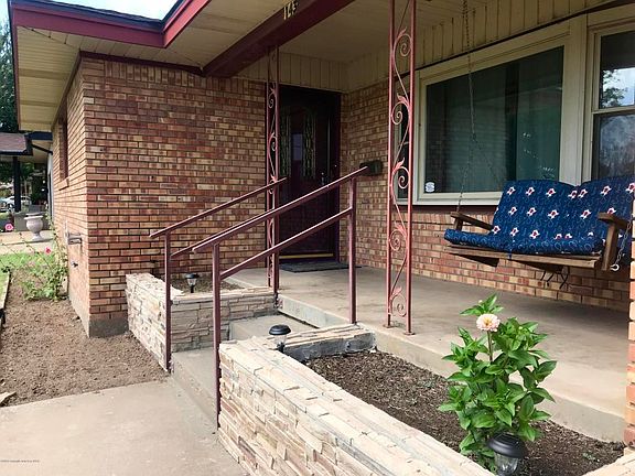 3rd image of 143 Parkview Dr
