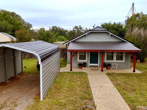 205 S Main St, Wheeler, TX 79096