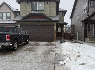 71 Skyview Shores Ct NE, Calgary, AB T3N 0C9