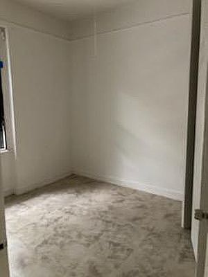 1st image of 21-15 33rd St #21