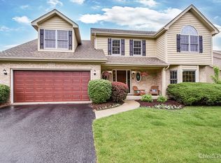 200 Breckenridge Dr, Aurora, IL