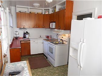 4th image of 606 W Newport Pike
