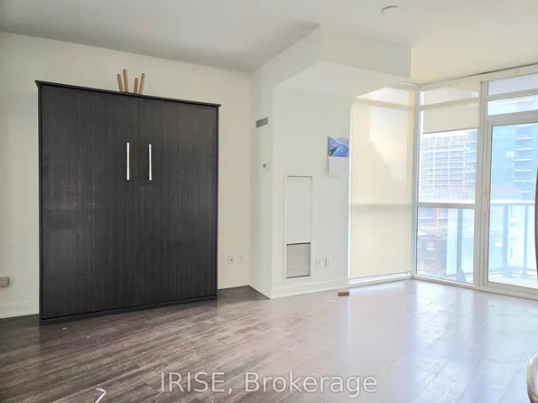 169 Fort York Blvd, Toronto, ON