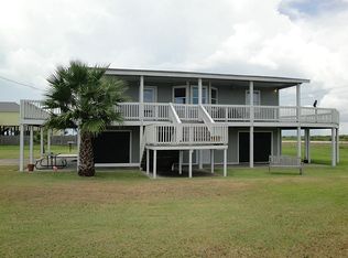 1034 North Cv, Crystal Beach, TX 77650