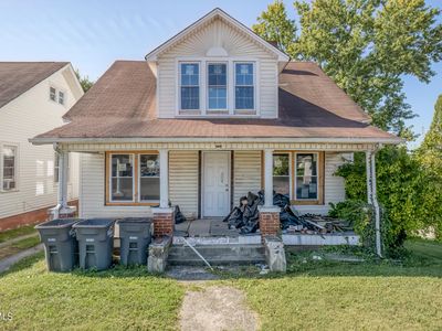 1109 E Center St, Kingsport, TN, 37660