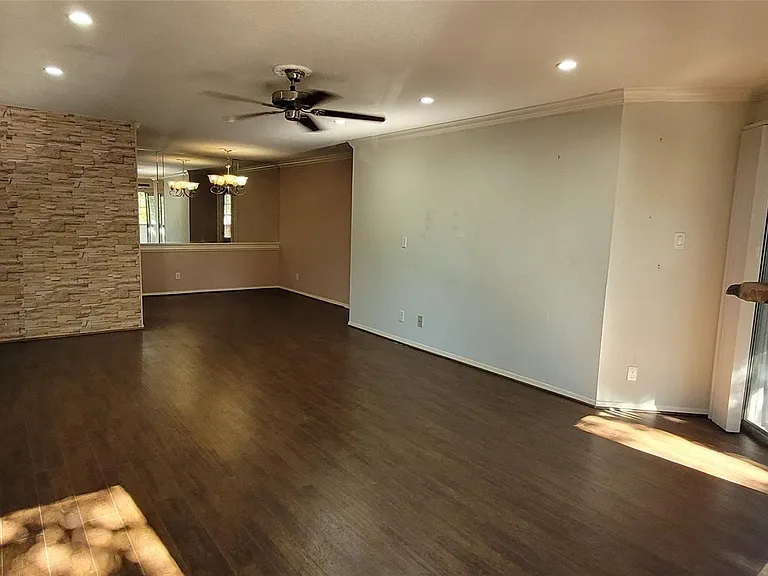 9700 Leawood Blvd #1410 — Photo 4