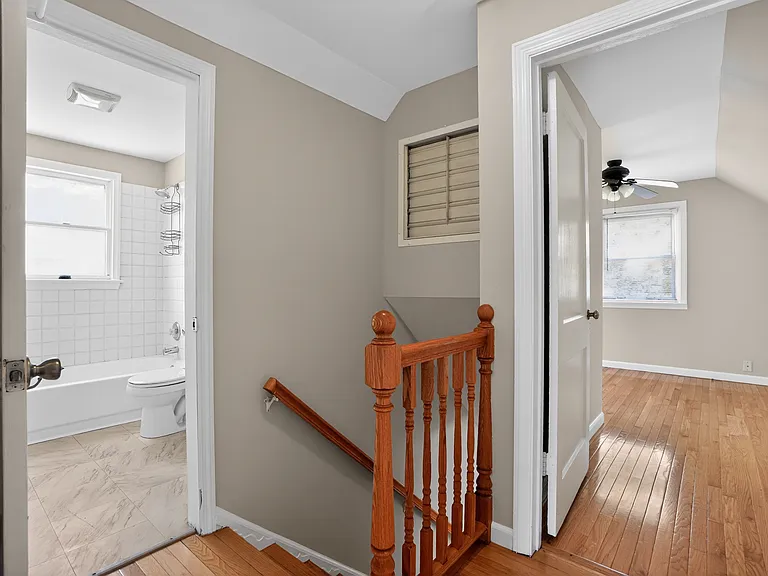 6410 Cavalier Dr — Photo 25