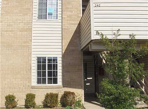 1st image of 245 McDonnell Ave #A102