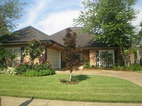 1st image of 4721 Marseilles Pl