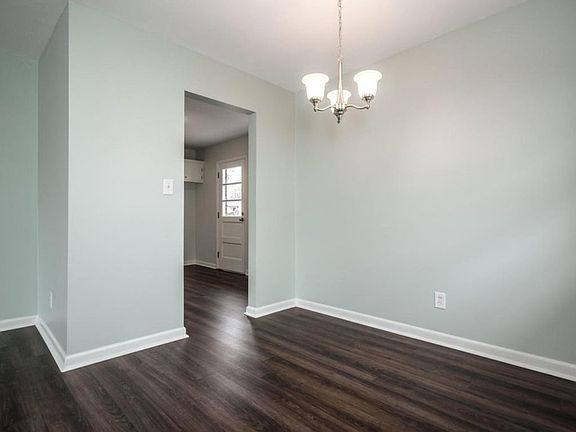 5th image of 3531 Terrier Ln