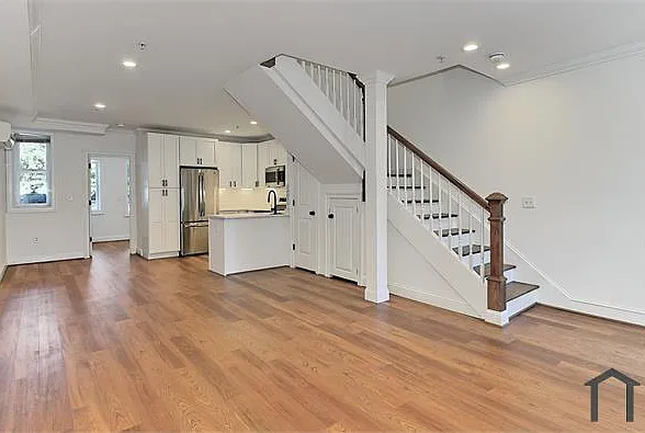 1822 C St NE #1 — Photo 11