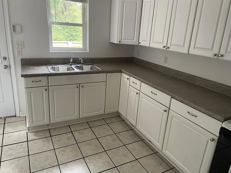 3331 George Washington Memorial Hwy — Photo 3