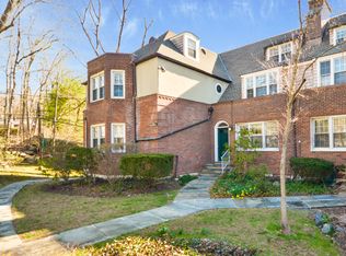 52 Underhill Rd APT SL, Scarsdale, NY 10583