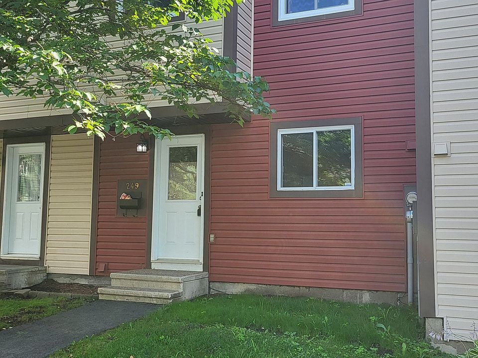 1st image of 249 Teal Cres