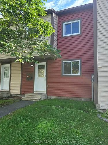 249 Teal Cres Photo 1